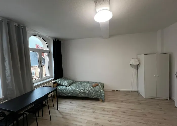 Monteursunterkunft Für 7 Personen Merseburgo