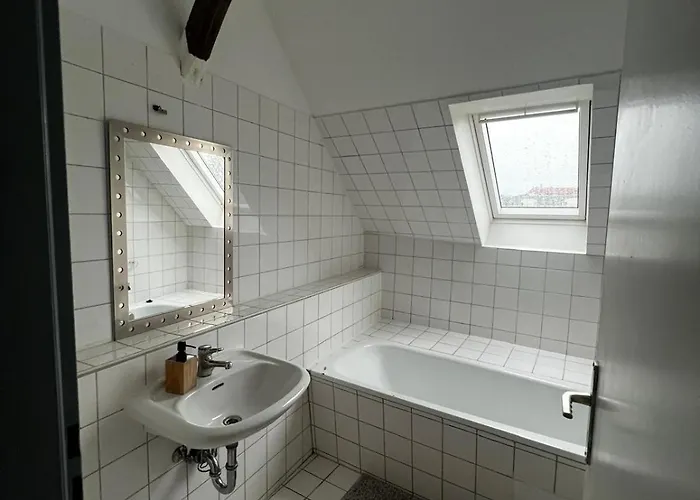 Monteursunterkunft Für 7 Personen * Merseburgo